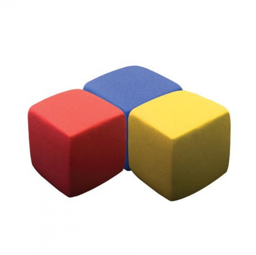 Пластилин кубики. Кубик пластиковый. Кубики разных цветов. Три кубика. Желтый кубик.